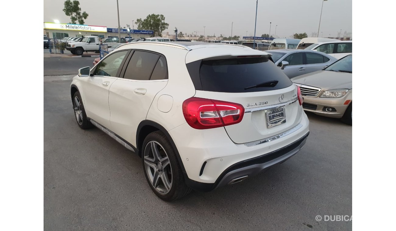 Mercedes-Benz GLA 250 4MATIC