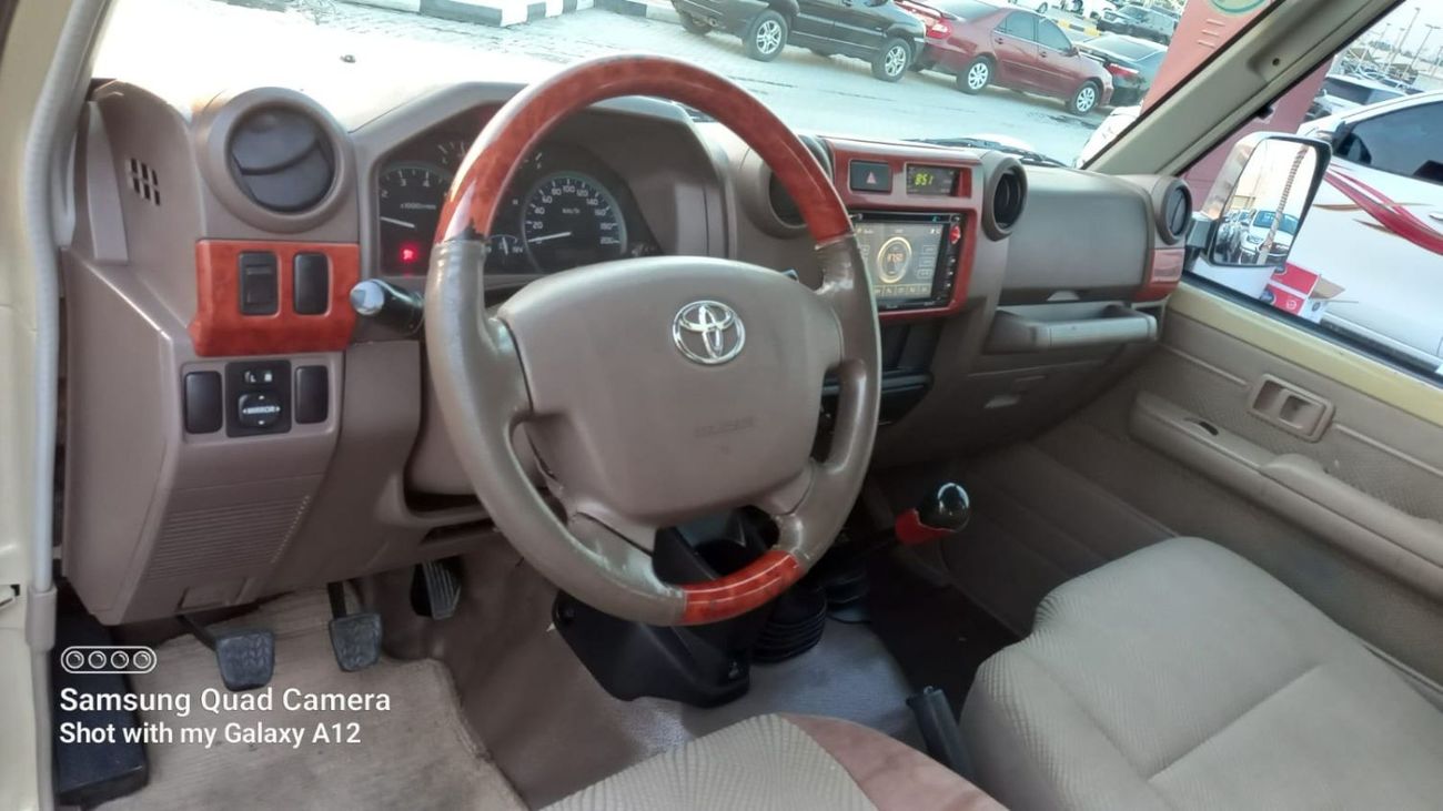 تويوتا لاند كروزر بيك آب TOYOTA LAND CRUISER PICKUP DOUBLE CABIN engine 4.0 V6 4x4 manual clean car without accident very goo