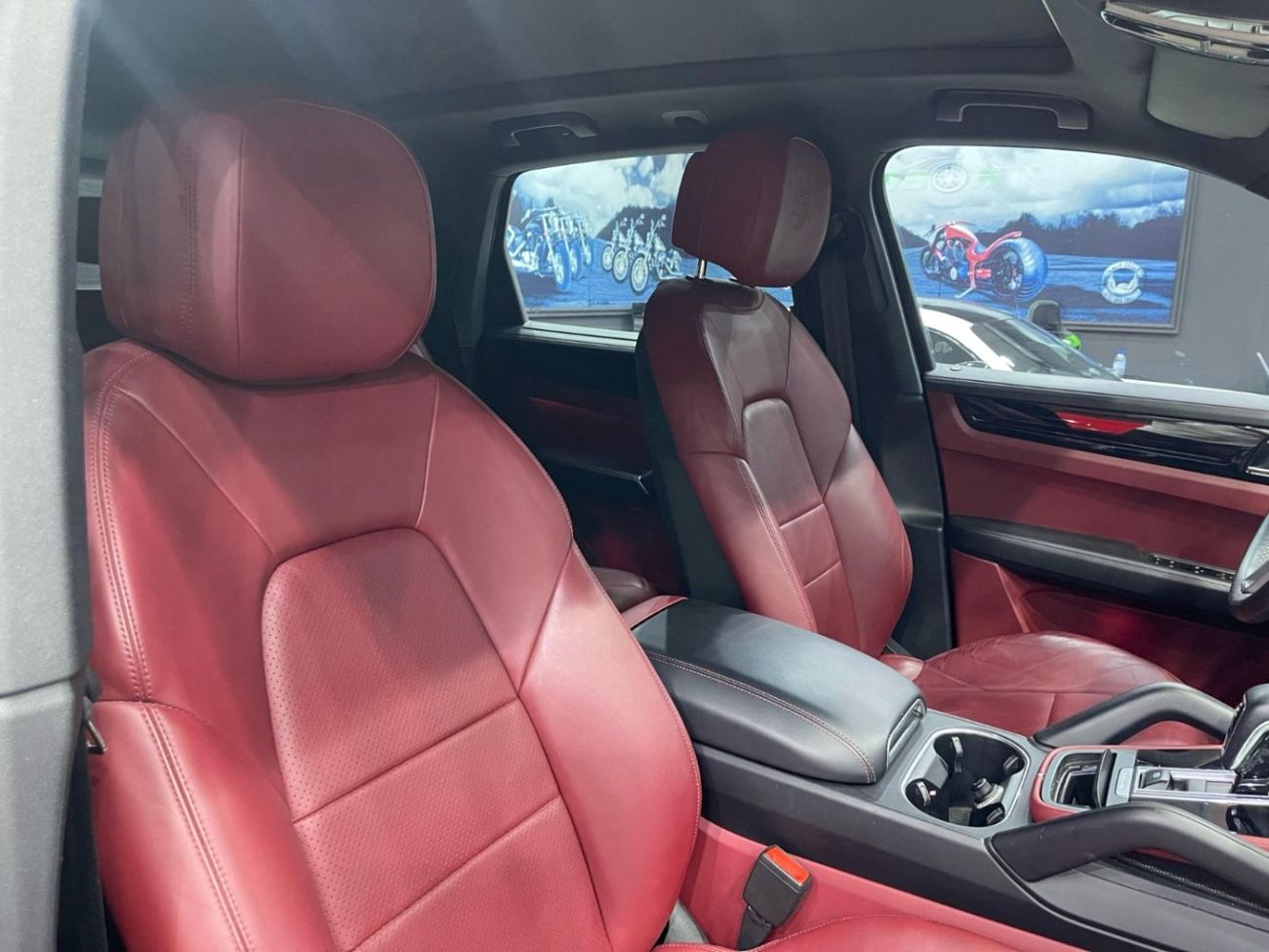 Porsche Cayenne Base Coupe