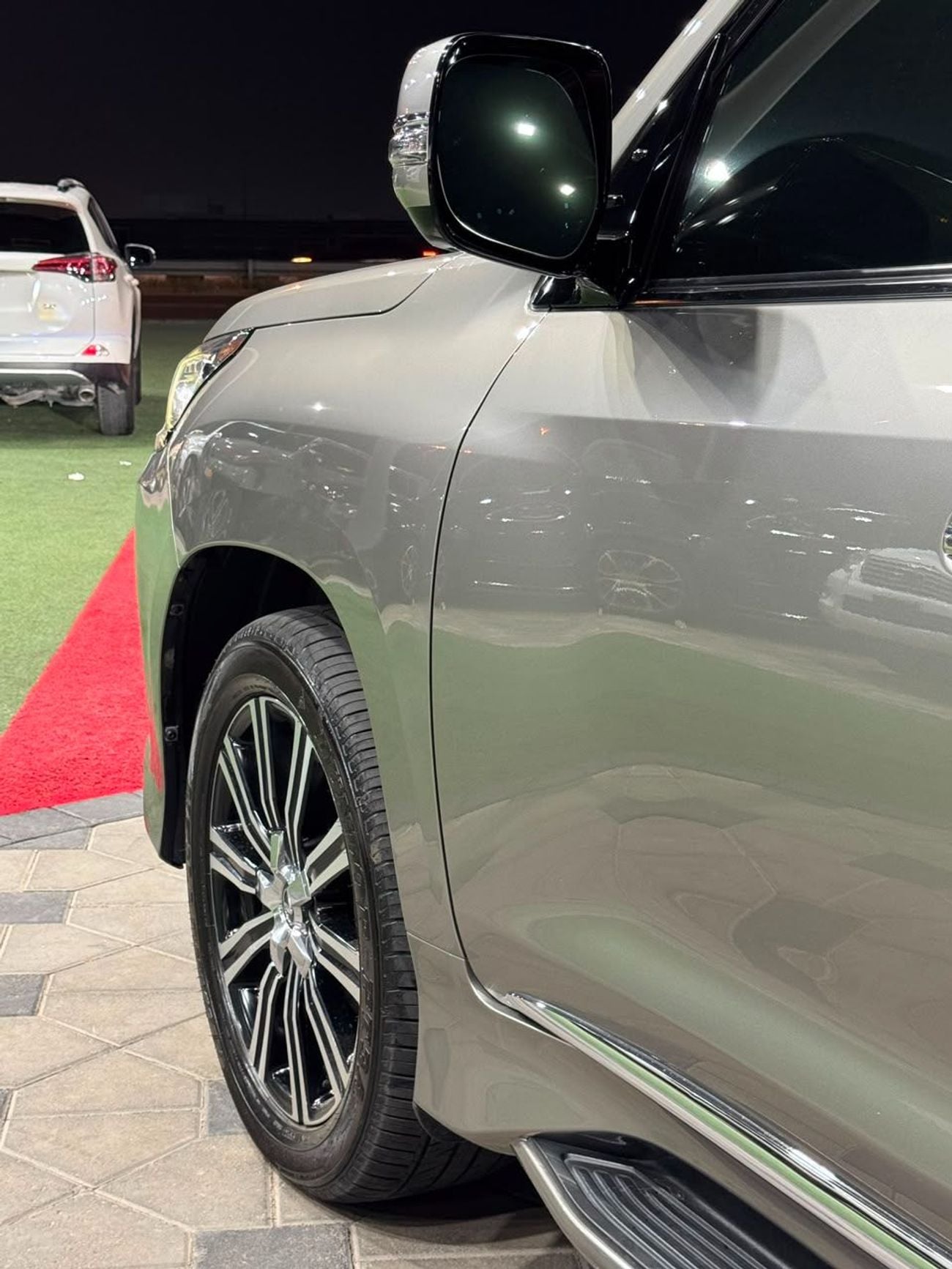 لكزس LX 570 PREMIER