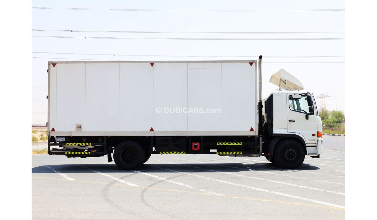 Hino 500 Series 1625 | 10 TON INSULATED BOX | Diesel | Excellent Condition | GCC Specs