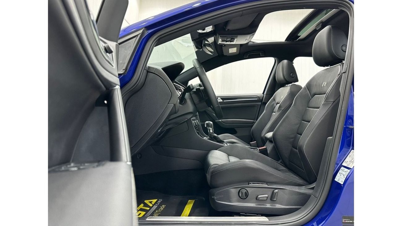 Volkswagen Golf 2018 Volkswagen Golf R MK7.5, Warranty, Full VW Service History, GCC