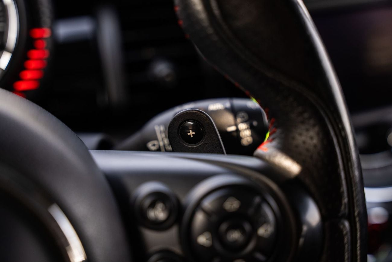 ميني كوبر إس GCC Specs 2014  Low Mileage Perfect Condition 2.0L Turbo 4 Cylinders