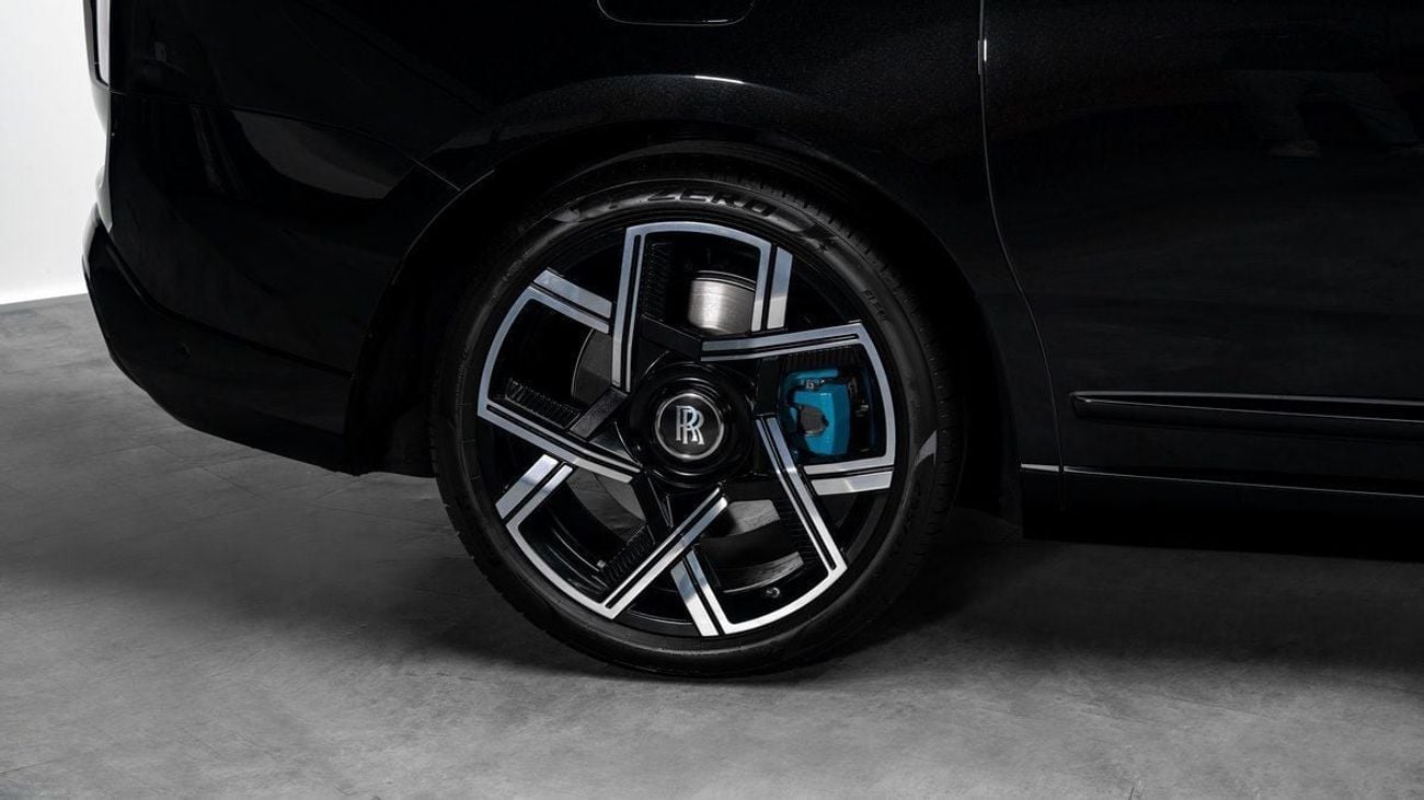رولز رويس كولينان Black Badge - 2026 - GCC Specs - Under Warranty and Service Contract