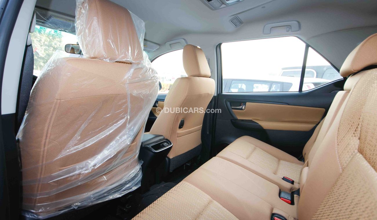 تويوتا فورتونر SR5