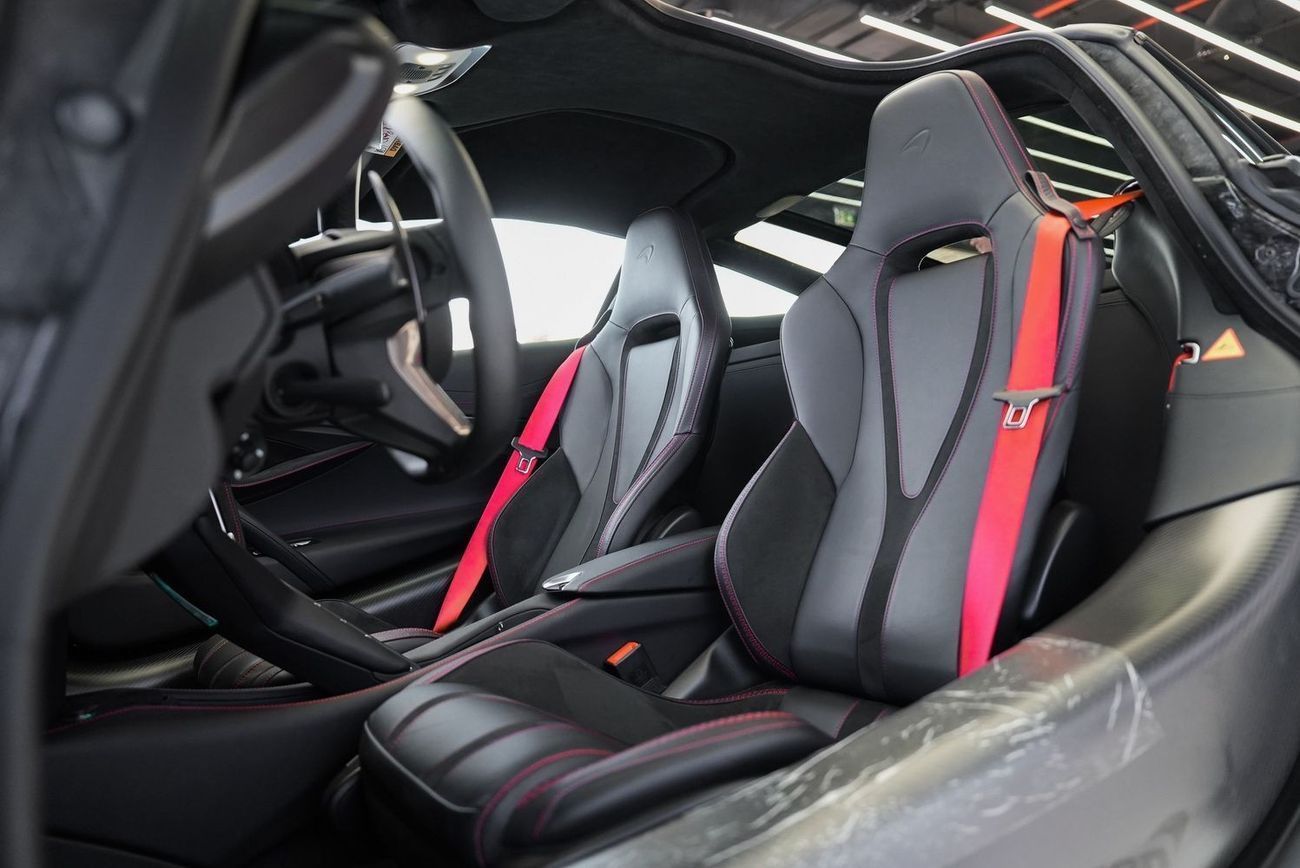 مكلارين 750S McLaren 750 S