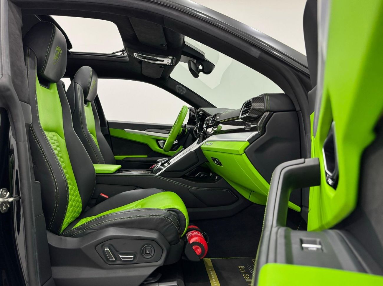 Lamborghini Urus 2021 Lamborghini Urus, 2025 Lamborghini Warranty + Service Pack, Fully Loaded, Low Kms, GCC