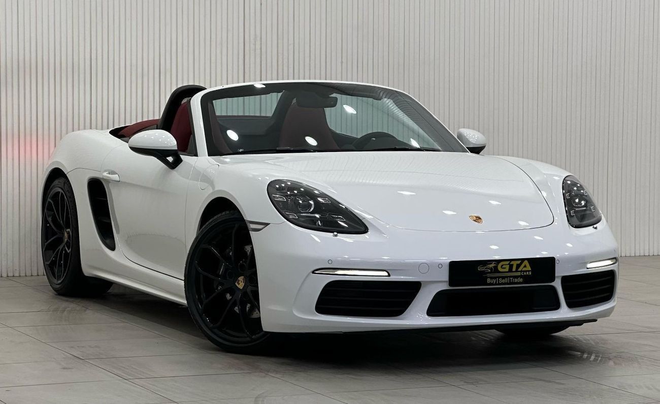 Porsche 718 Boxster Std 2.0L A/T 2024 Porsche 718 Boxster, Oct 2025 Porsche Warranty, Very Low Kms, GCC