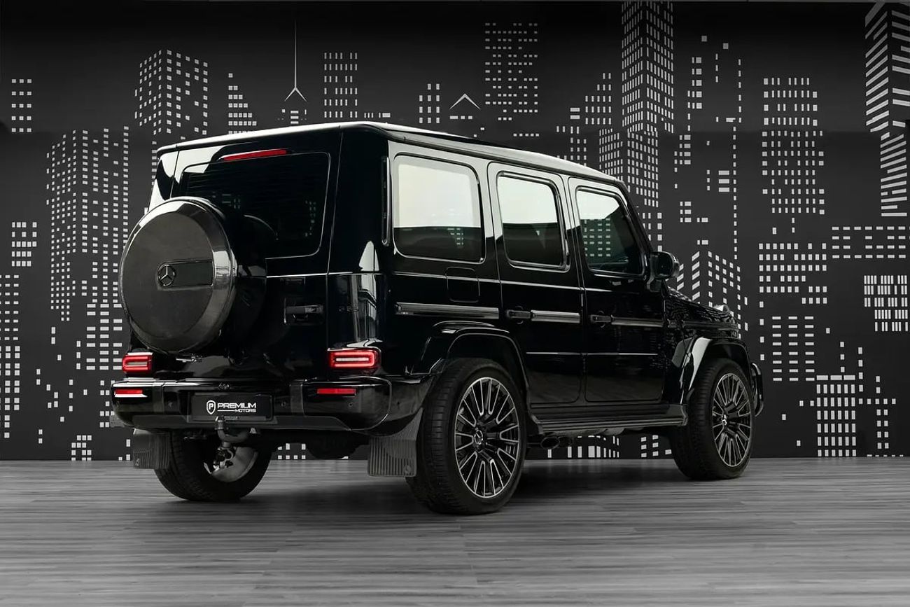 Mercedes Benz G63 AMG 4MATIC SUV MERCEDES | G63 AMG | FULL BODY KIT 2025 | GCC SPECS DEALER WARRANTY + SERVICE CONTRACT GA
