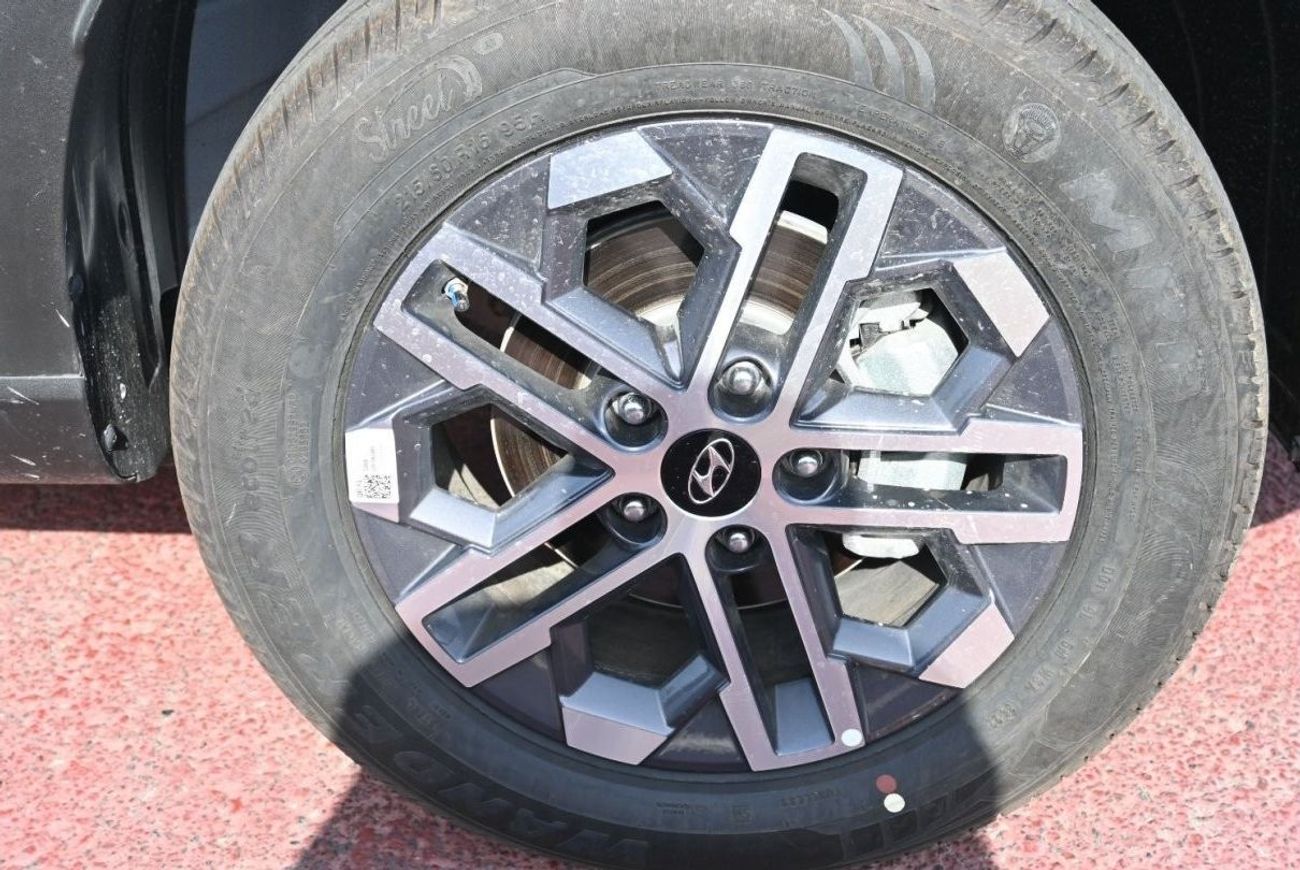 Hyundai Venue Hyundai Venue 1.0L Turbo Petrol, SUV, FWD, 5 Doors, Cruise Control, Sunroof, 16 inch Alloy Wheel, Co