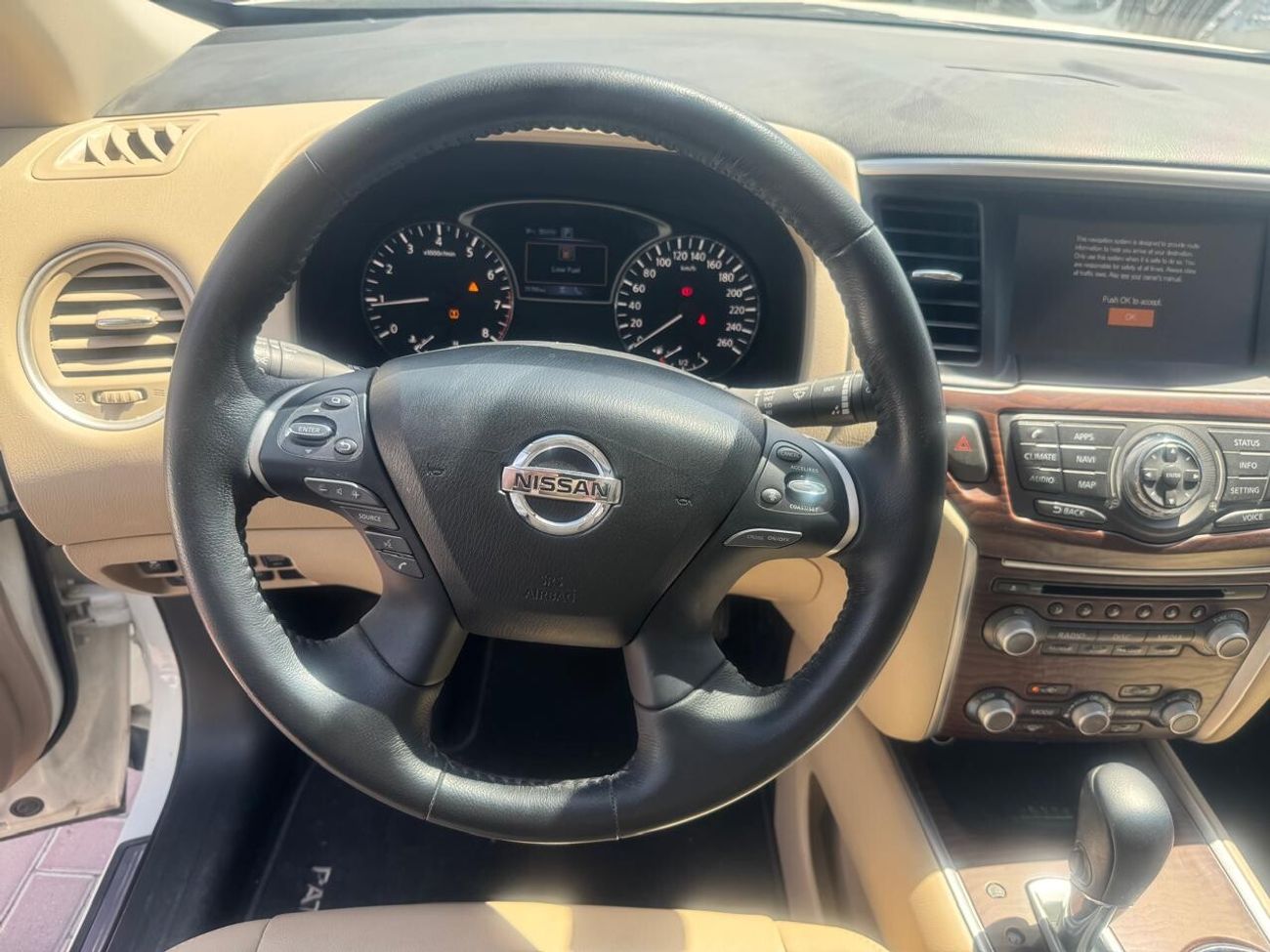 Nissan Pathfinder SV, 3.5cc, Sunroof, Leather Seats,Navigation, Adaptive Cruise Control, MY2020