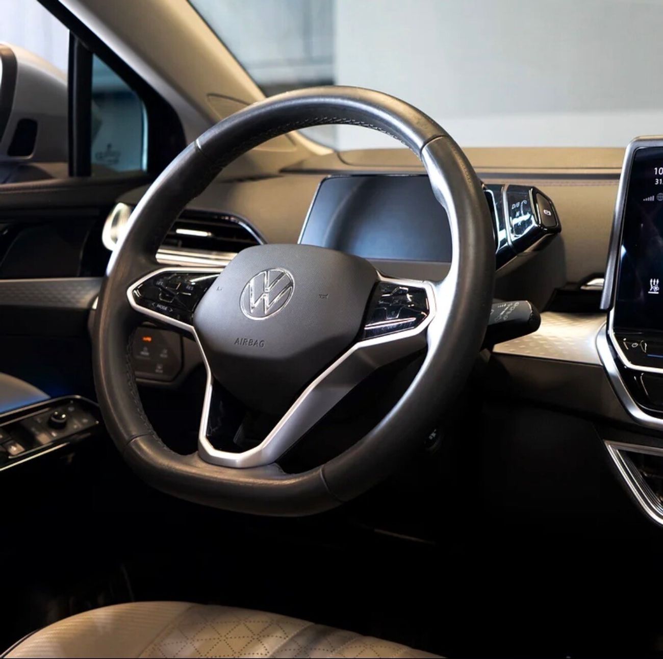 فولكس واجن ID.6 20