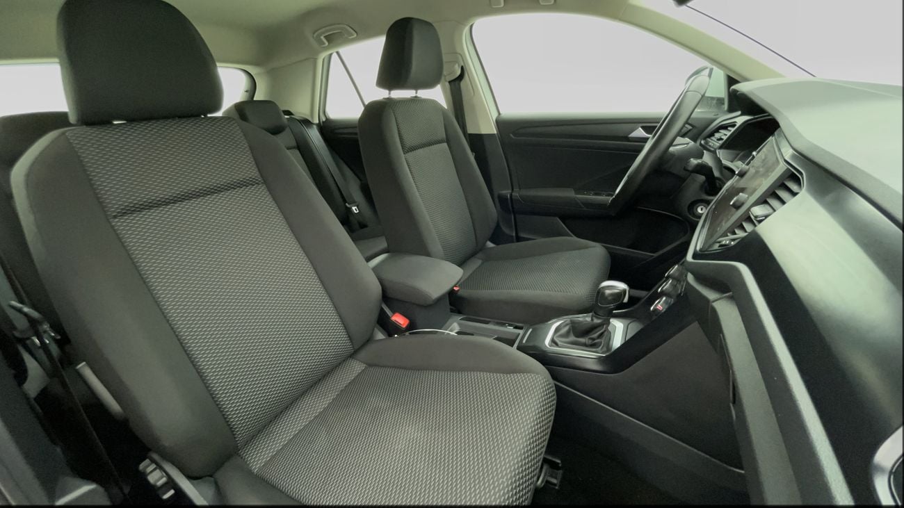 فولكس واجن T ROC TREND 1.4 | بدون دفعة مقدمة | اختبار القيادة في المنزل