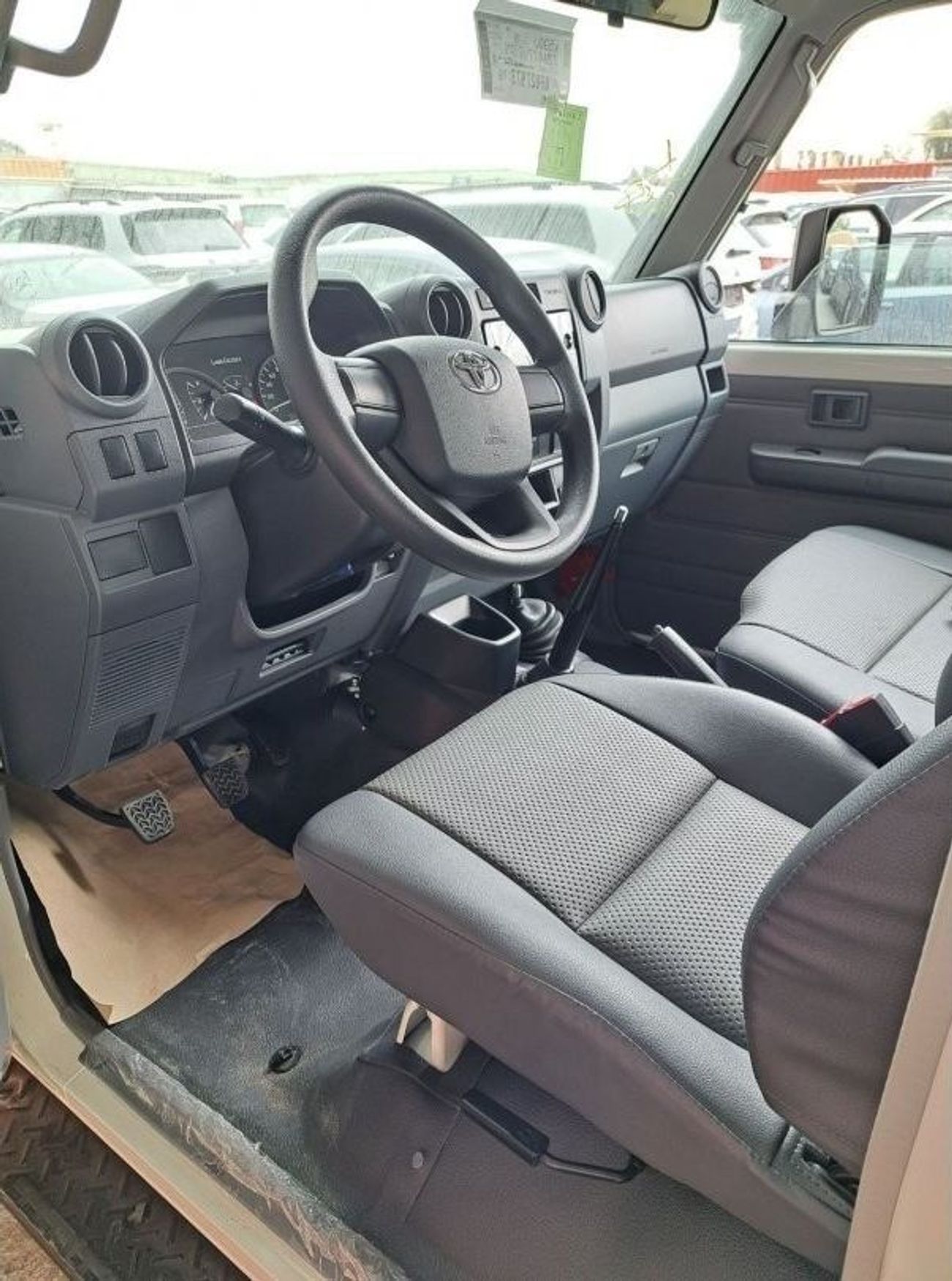 تويوتا لاند كروزر 70 LAND CRUISER LC78 4.5L V8 DIESEL 3DOOR