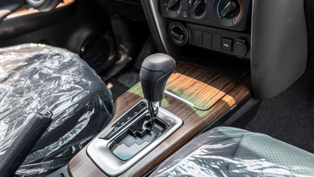 Toyota Fortuner 2025 Toyota Fortuner 2.7L AT Petrol (Black)