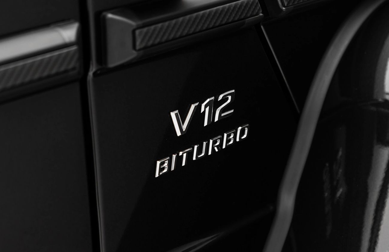 Mercedes Maybach G 650 6.0L V12 Biturbo Engine