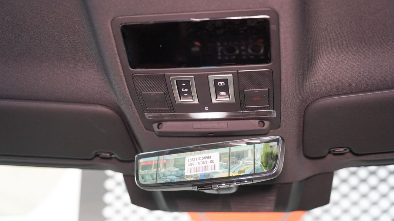 Land Rover Defender Land Rover Defender X-Dynamic HSE P400 - 2026 - GCC (Export)