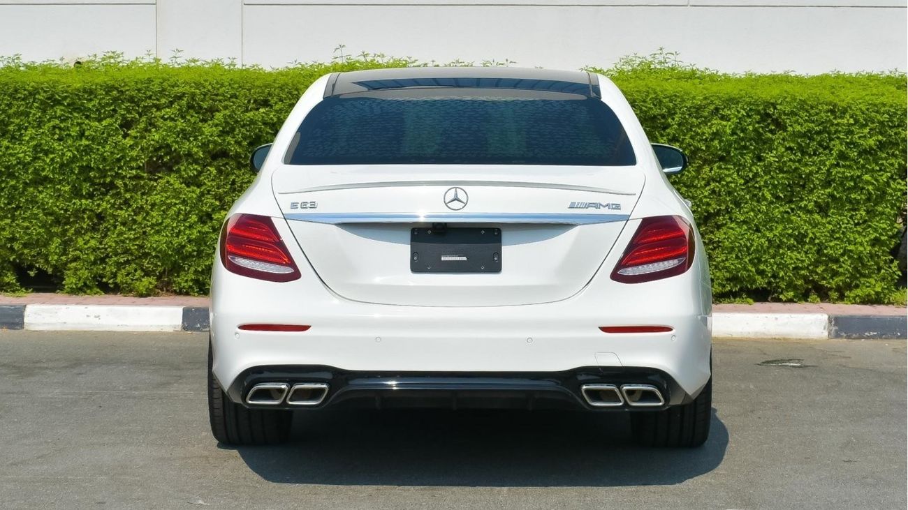 Benz Rear Boxy Used Mercedes Benz E300 E63 Body 2018 for sale in Dubai - 551621