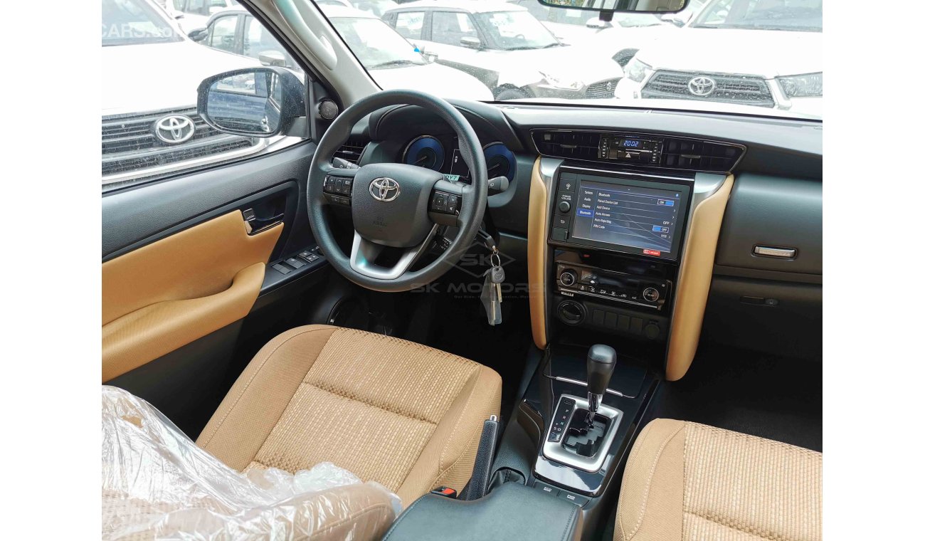 Toyota Fortuner 2.7L 4CY Petrol, 17" Tyre, Fabric Seats, LED Headlights, Bluetooth, Front & Rear A/C (CODE # TFMO01)