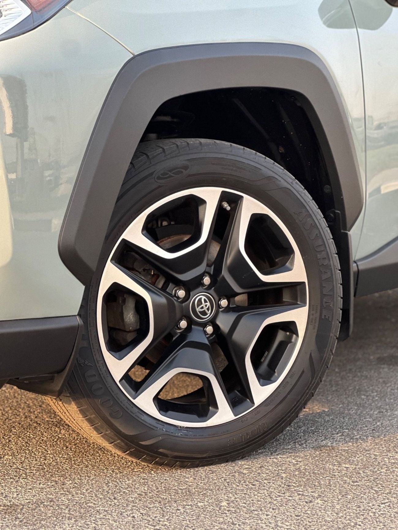 Toyota RAV4 Adventure 2.5L 4WD