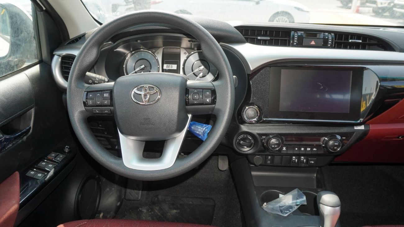 تويوتا هيلوكس GLS 2.7L AWD