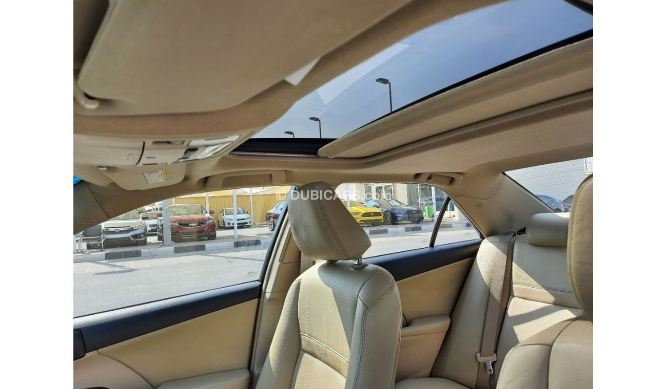 Toyota Camry Toyota camery 2012 gcc SE+ very celen car