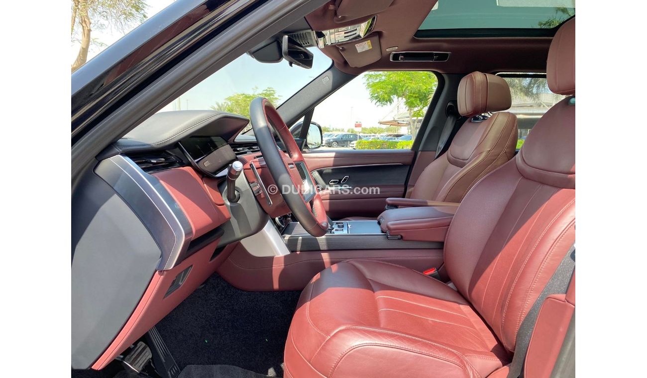 Land Rover Range Rover GCC SPEC UNDER WARRANTY AND SPEC