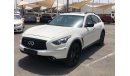 Infiniti QX70 Infinity QX70S model 2015 GCC car prefect condition full option low mileage sun roof leather seats b