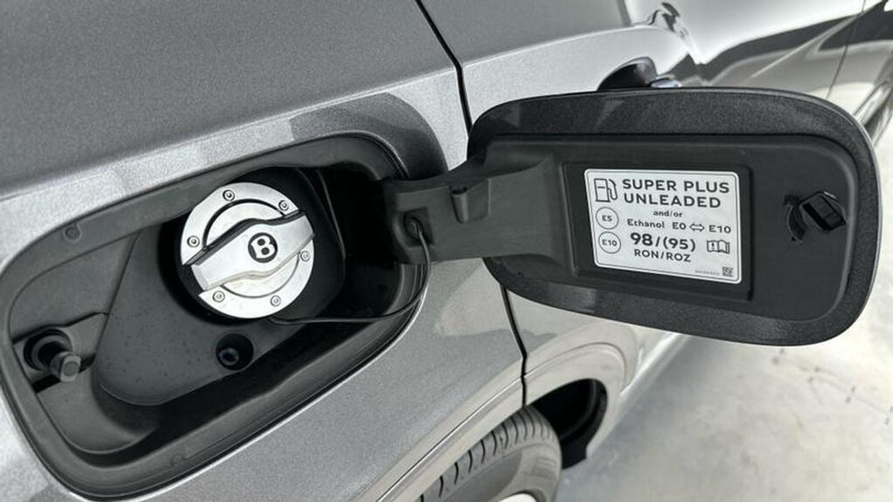 Bentley Bentayga 3.0 TFSi V6 18kWh Atelier Edition Auto 4WD Euro 6 (s/s) 5dr (EXPORT ONLY) Right hand drive