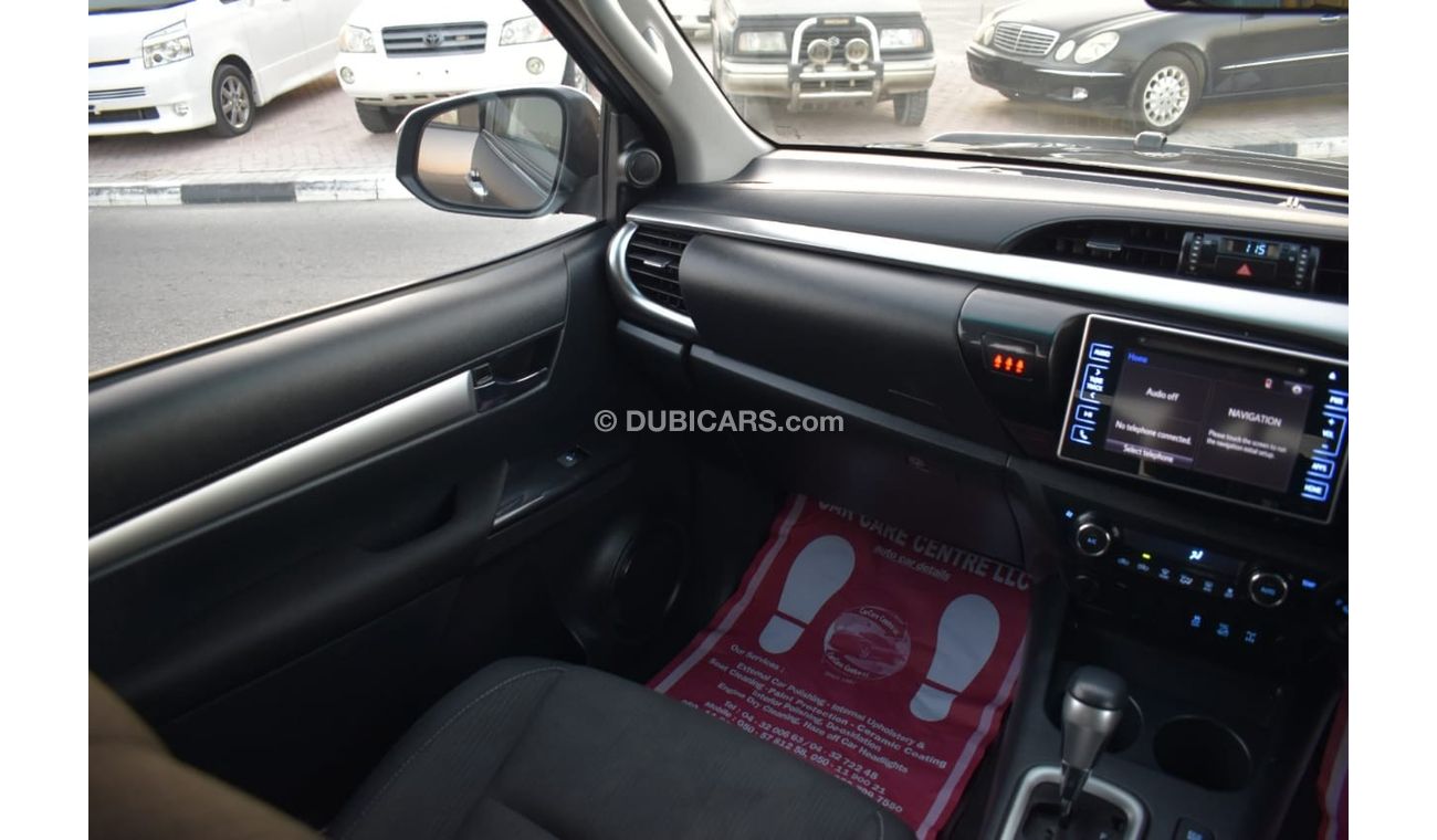 Toyota Hilux 2.8 L DIESEL RIGHT HAND DRIVE