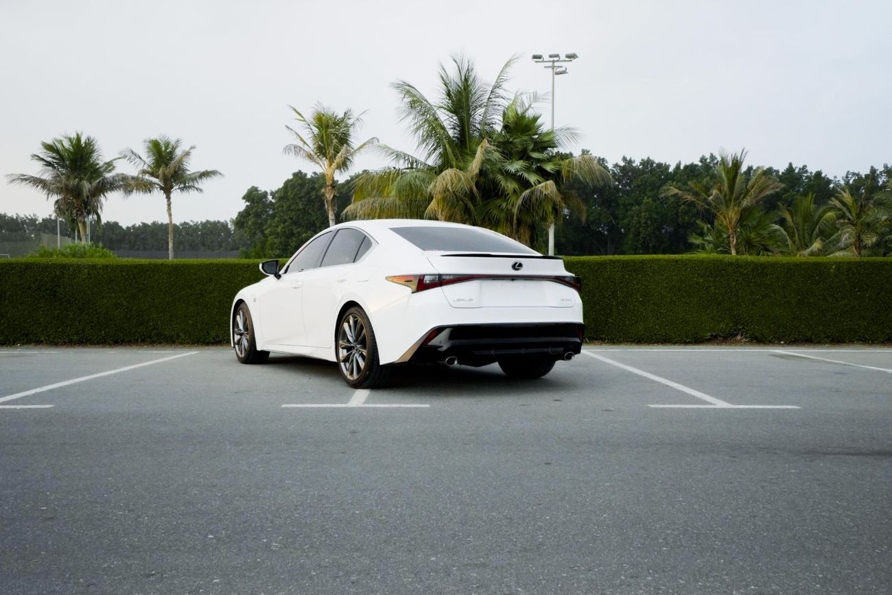 Lexus IS350 3years warranty and2 years service Contact number 0507273386