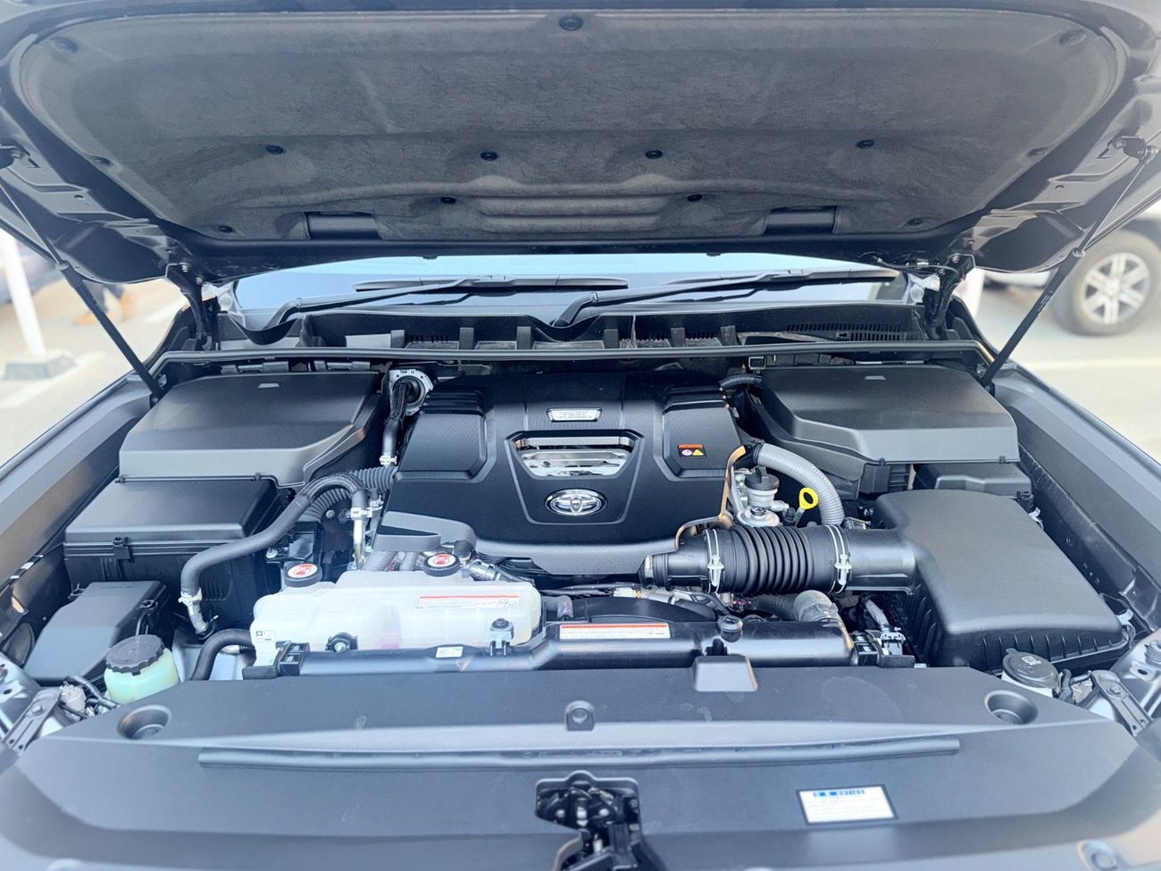 تويوتا لاند كروزر Lc300 Toyota Landcruiser 2023 RHD diesel engine