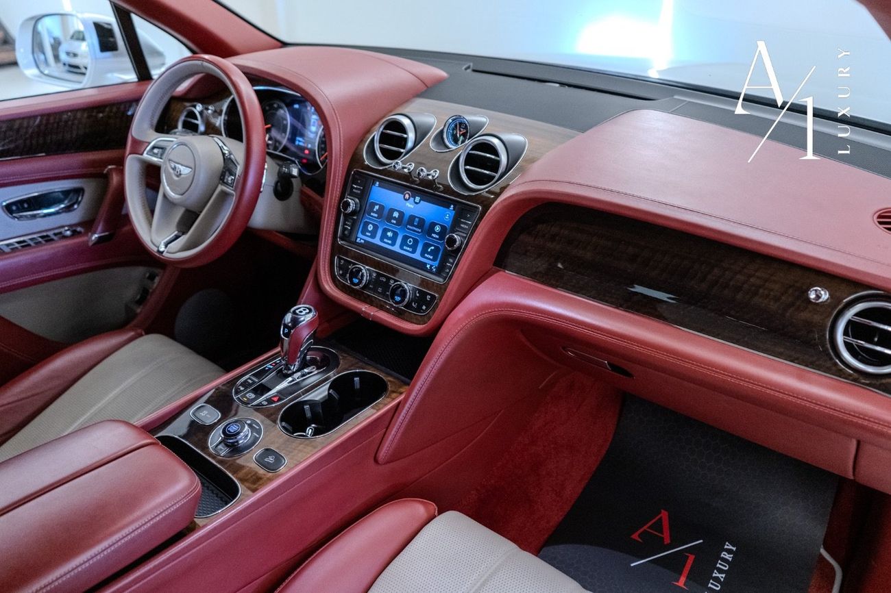 Bentley Bentayga Bentayga 4.0T 2019 Bentley Bentayga, Full Service History, Excellent Condition, GCC Spec