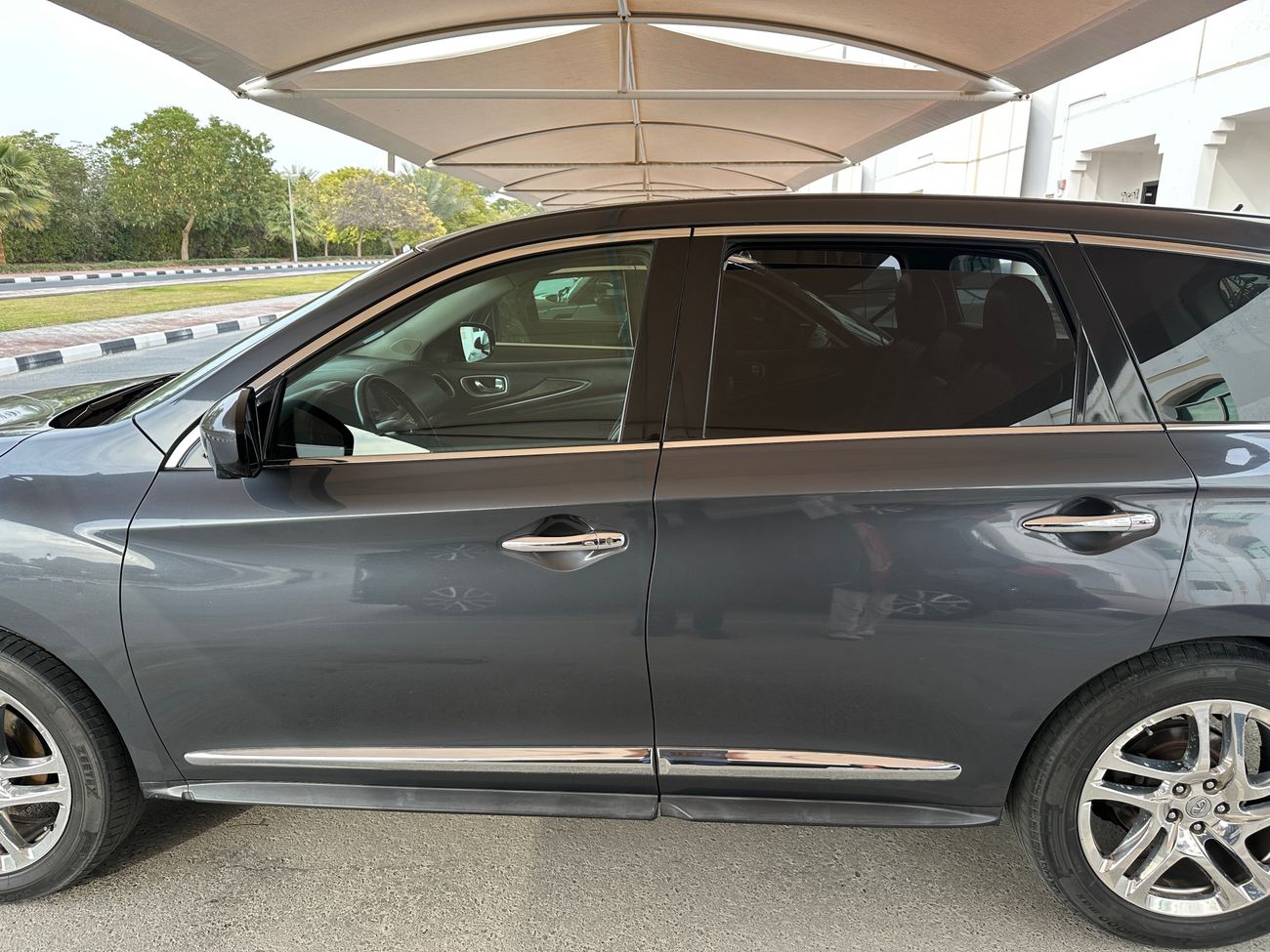 إنفينيتي JX35 Luxury 3.5L