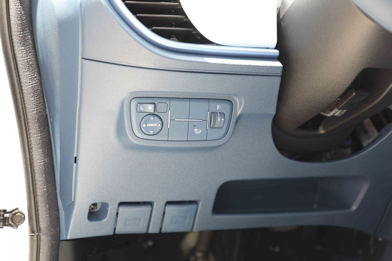 تشنجان بيم إستار STD (NON GCC) 2024 Changan E-Star - White Inside Blue & Grey | Export Only