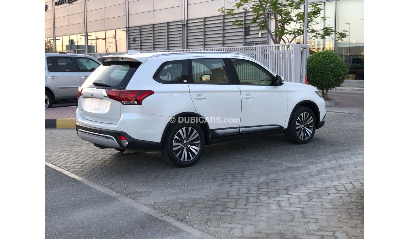 Mitsubishi Outlander GLS GCC