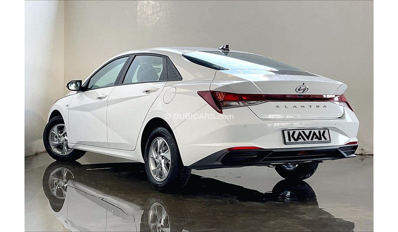 Hyundai Elantra Smart