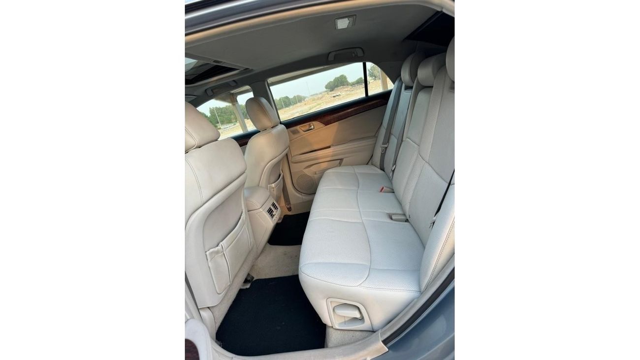 Toyota Avalon TOYOTA AVALON 2011 MODEL AMERICAN