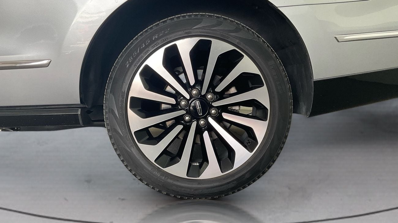 Lincoln Navigator 3.5L V6 RESERVE LWB AUTO 4WD | Guaranteed Warranty | 0 Down Payment