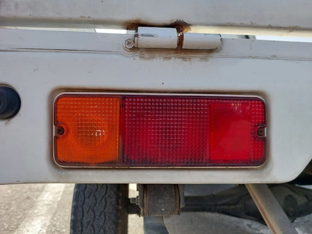 Suzuki Carry SUZUKI CARRY TRUCK PICK UP RHD 1999 MODEL 0.6L PETROL MANUAL(PM04480)