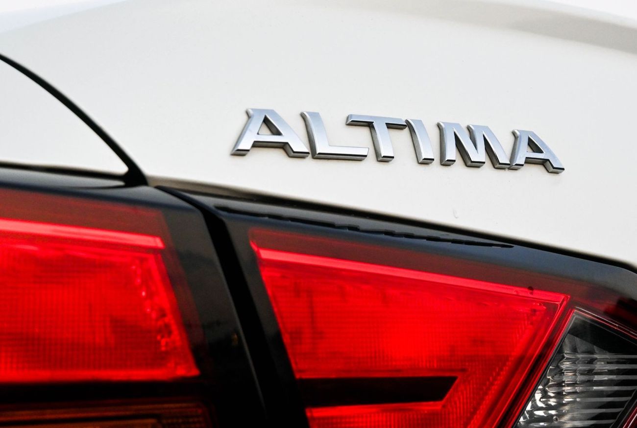 Nissan Altima `NISSAN ALTIMA SV 2019 GCC IN EXCELLENT CONDITION