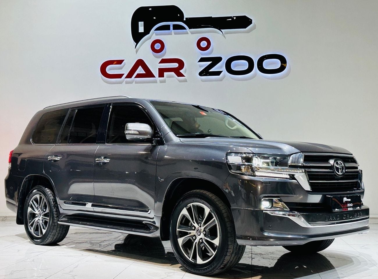 تويوتا لاند كروزر GXR 4.0L (271 HP) 4WD