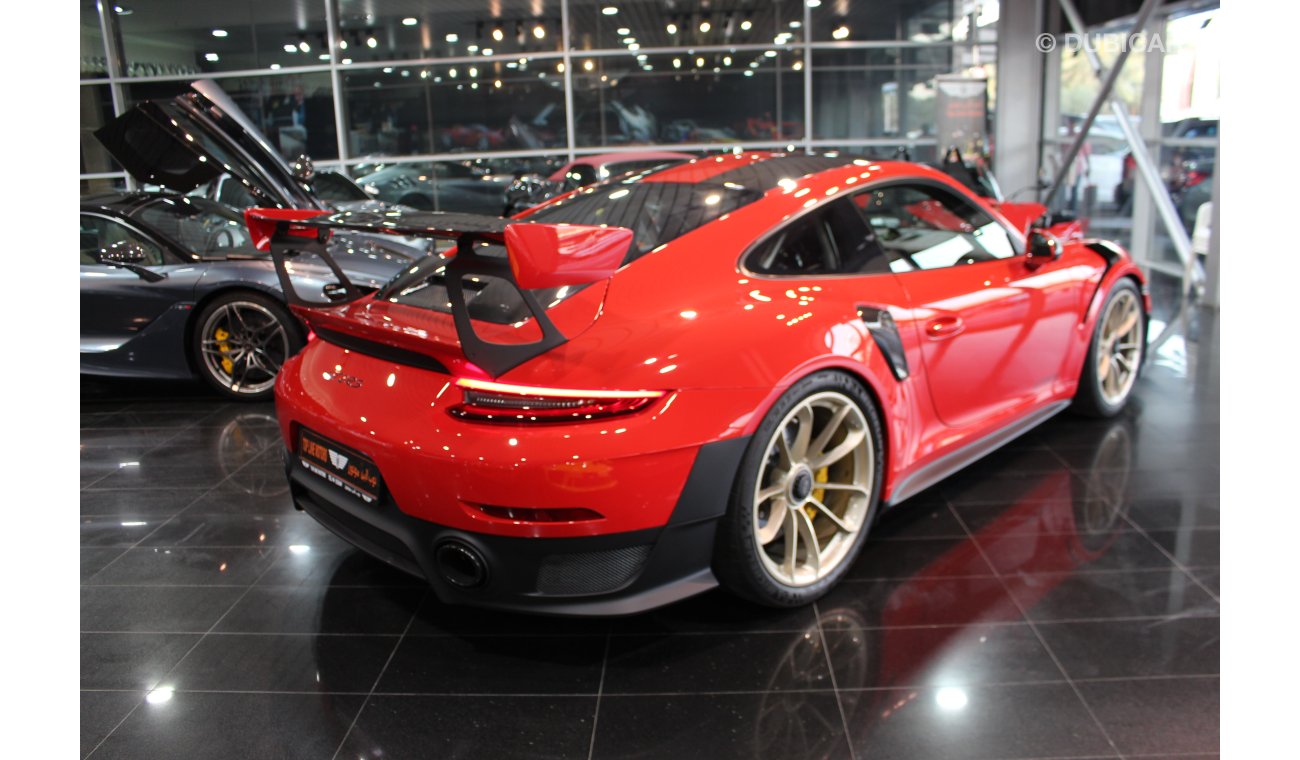 Porsche 911 GT2 RS