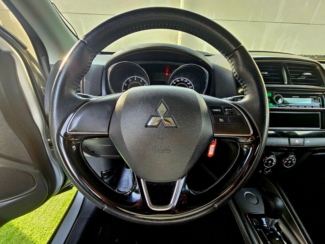 Mitsubishi ASX ASX GCC/ GLX 2.0 V4/ ORIGINAL PAINT/ LOW MILEAGE/ SINGLE OWNER