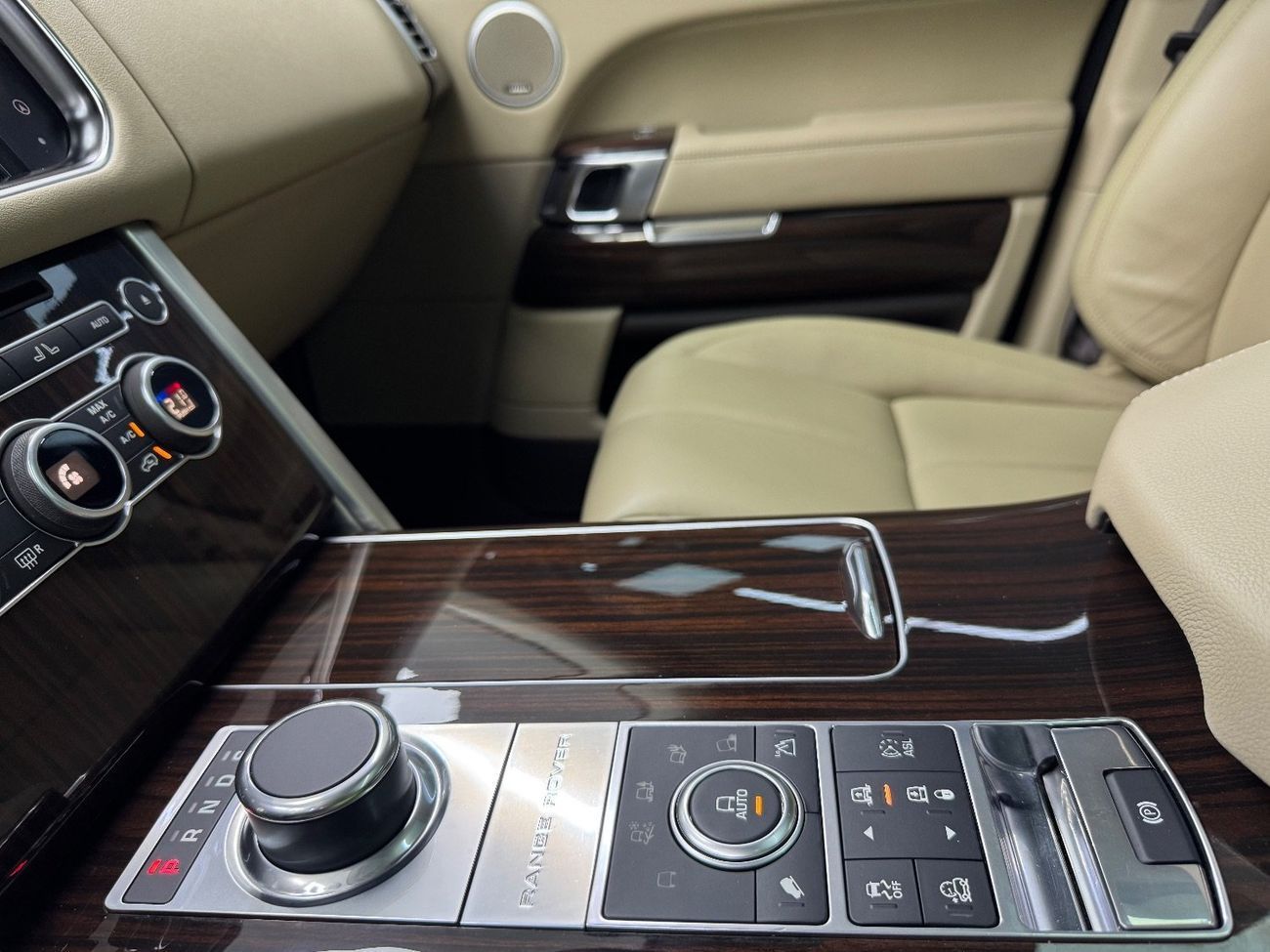 Land Rover Range Rover HSE 5.0L