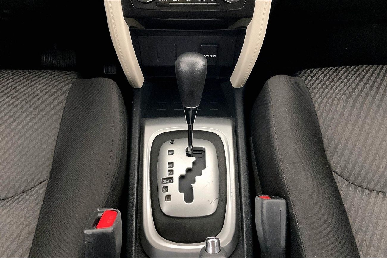 ميتسوبيشي باجيرو GLS Highline | ضمان مجاني لمدة عام | 0 دفعة أولى