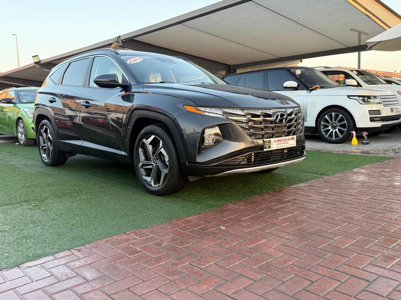 Hyundai Tucson ULTIMATE fully loaded with panoramic sunroof