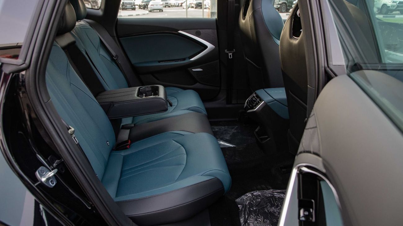 أم جي 7 1.5T DCT ELEGANCE SPORT PACKAGE SPOILER/2025/ For Local Registration +10%