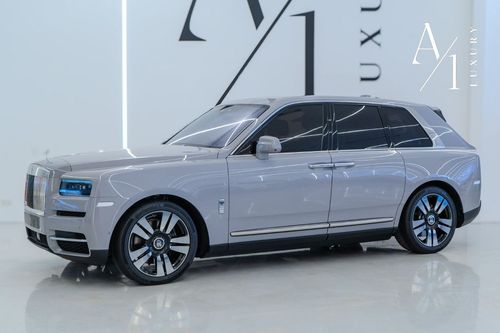 Rolls-Royce Cullinan 2022 Rolls Royce Cullinan, 2026 Rolls Royce Warranty + Service Pack, Fully Loaded, Very Low Kms, GCC