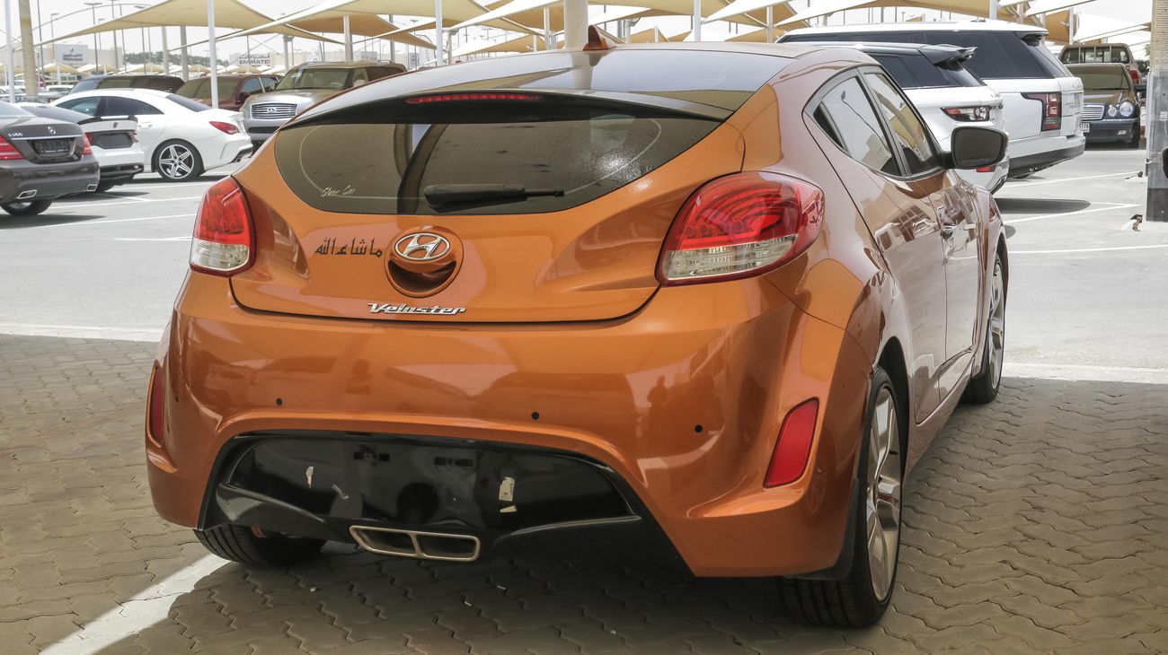 Hyundai Veloster